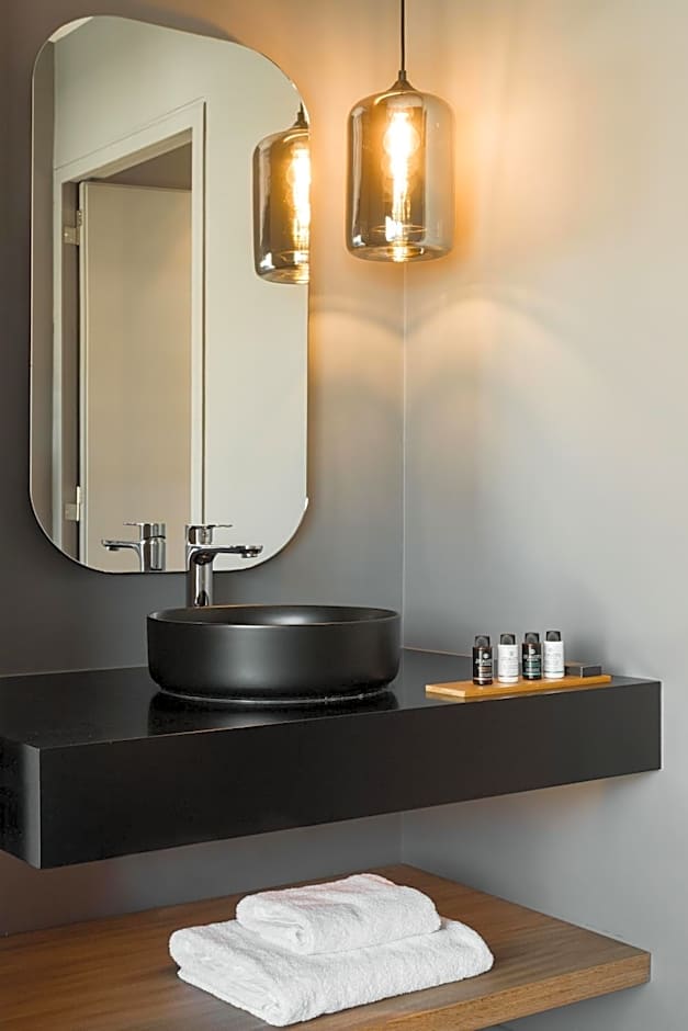 LUX&EASY Athens Downtown Apartments