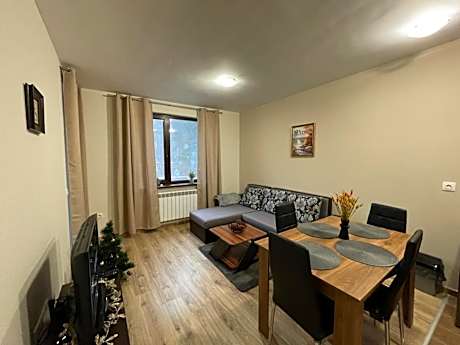 Apartment E23 Borovets Gardens
