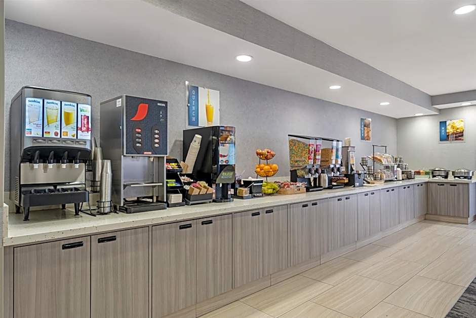 Best Western Plus Fresno Airport Hotel