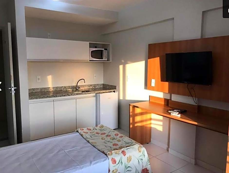 Lagoa Quente Flat Service -512B