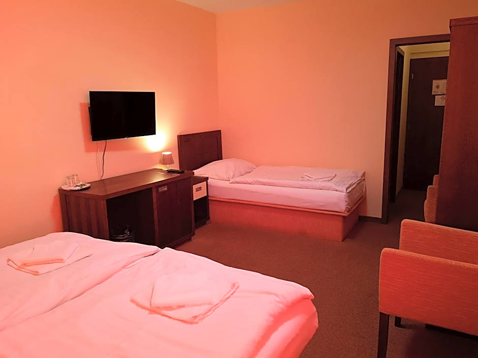 Garni Hotel Cosmopolitan