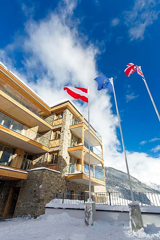 Mountain Spa Residences
