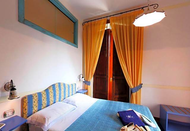 Photo 1 of 7 of Junior Suite, Terrace