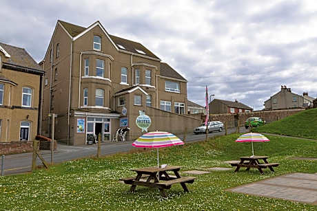 Bailey Ground Hotel