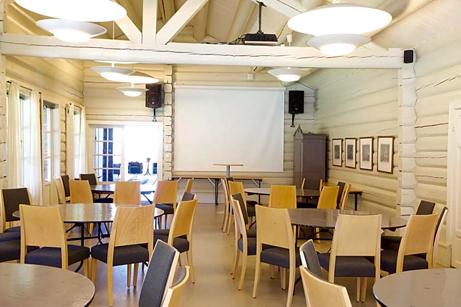 Kleivstua Hotel near Krokskogen