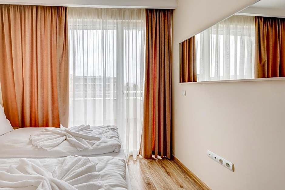 Jupiter 1 Family Hotel