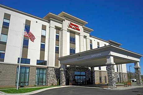 Hampton Inn By Hilton & Suites Forest City