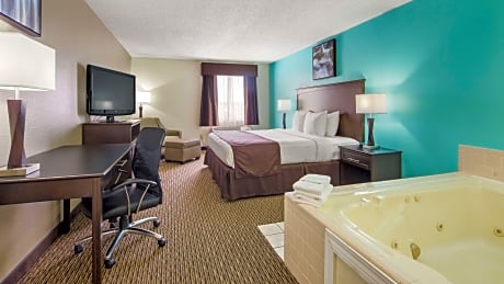 Suite-1 King Bed, Non-Smoking, Whirlpool, High Speed Internet Access, Microwave And Refrigerator, Coffee Maker, Full Breakfast