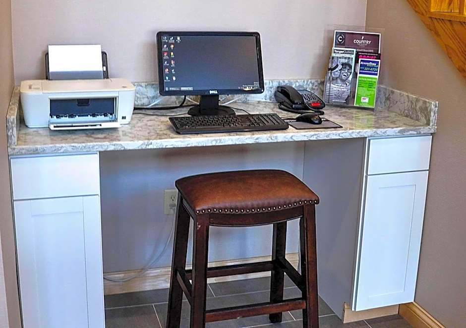 Country Inn & Suites by Radisson, Fairborn South, OH