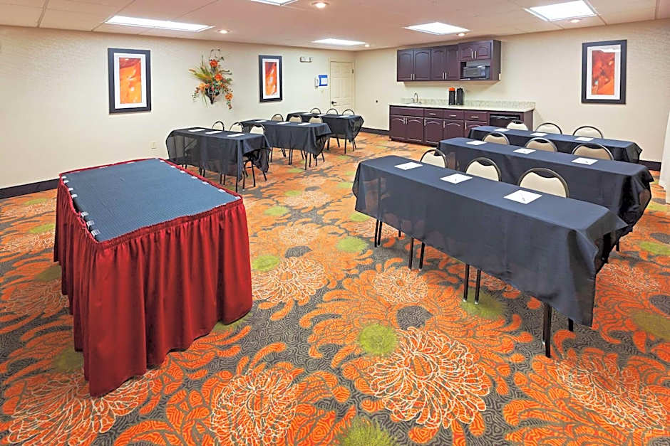 Hampton Inn By Hilton Clarksville
