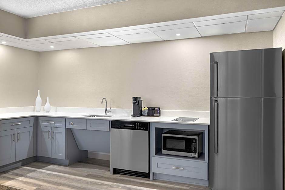 Homewood Suites by Hilton Downers Grove Chicago, IL