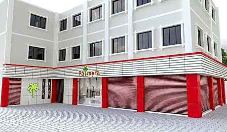 Hotel Palmyra Grand Inn