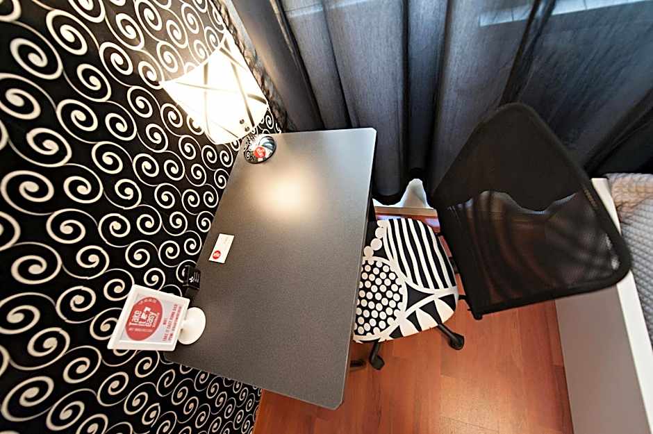 Take It Easy Roma Guest House