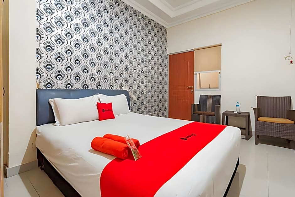 RedDoorz near Pasar Klandasan Balikpapan