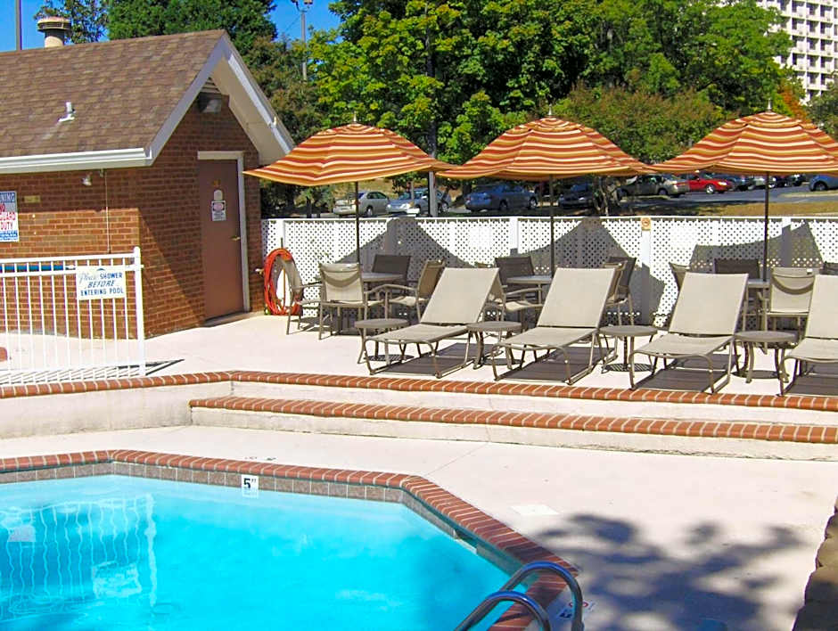 SureStay Studio by Best Western Charlotte Executive Park – Charlotte, NC