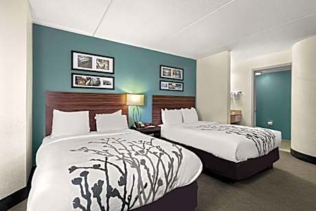 Double Room with Two Double Beds - Non-Smoking