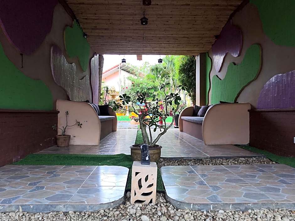 Pandora Lifestyle Hotel