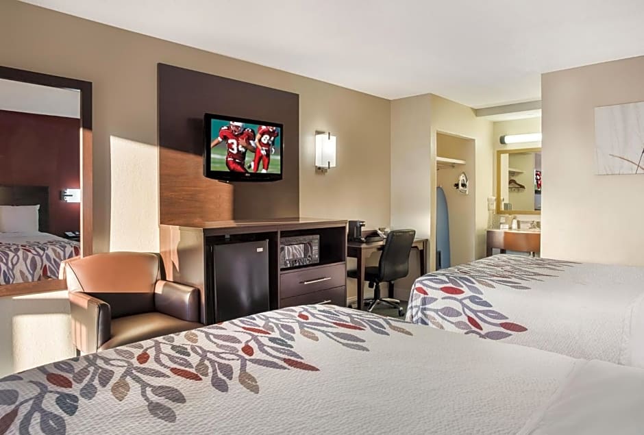 Red Roof Inn Tupelo
