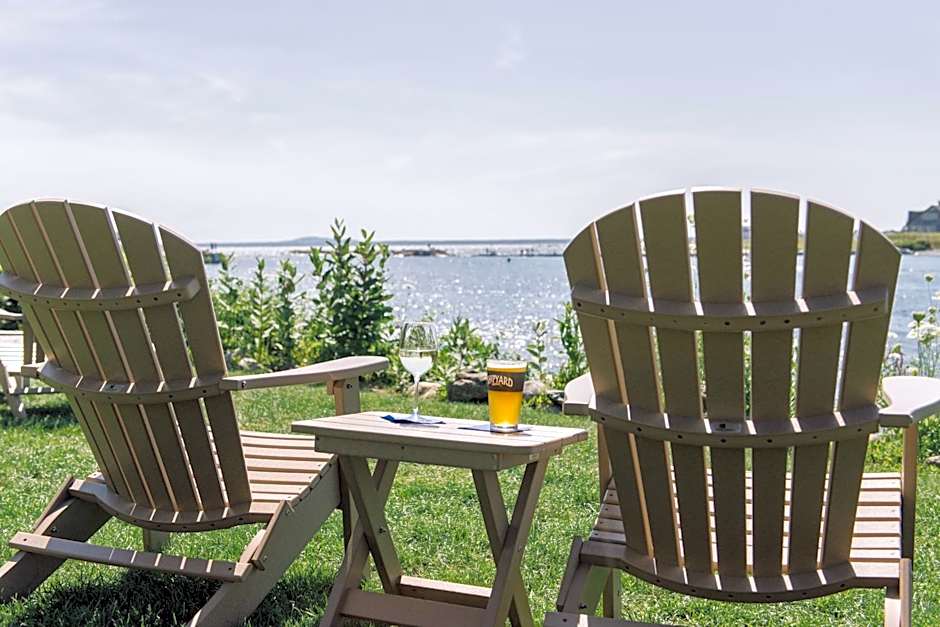 The Breakwater Inn & Spa
