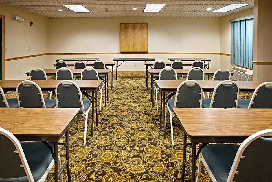 Country Inn & Suites by Radisson, Columbus West, OH