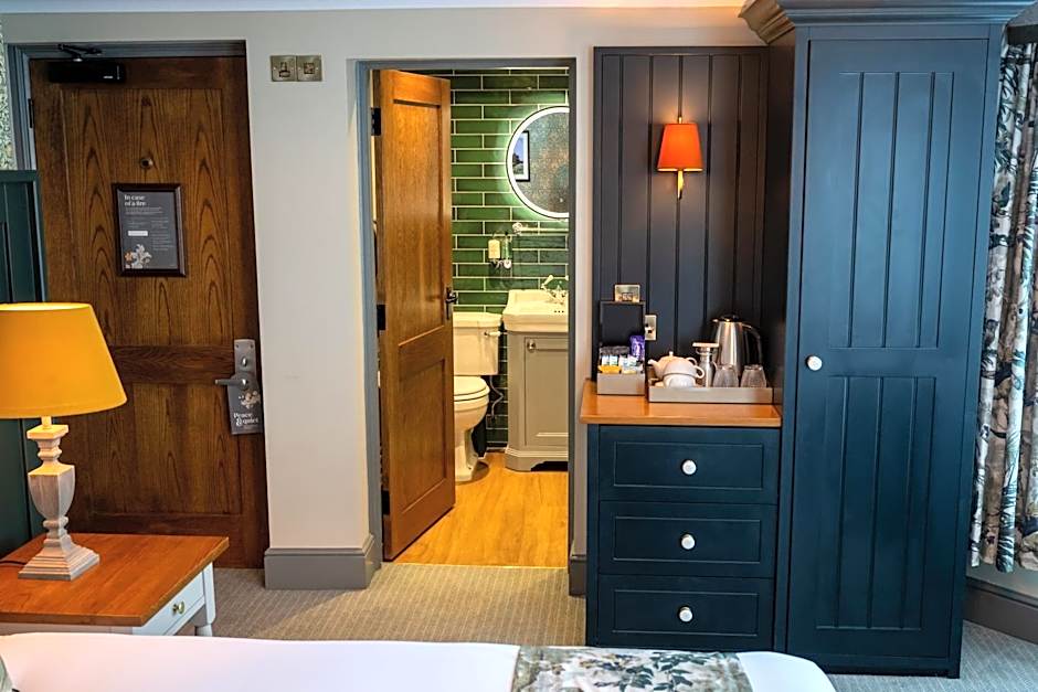 Wheatsheaf Hotel by Chef & Brewer Collection