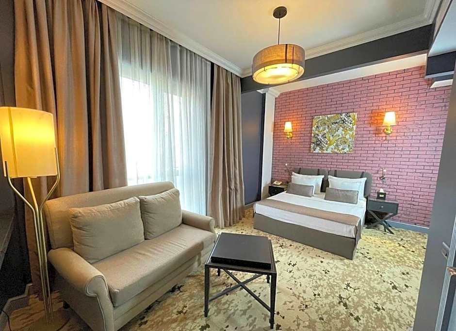Teatro Rooms Hotel