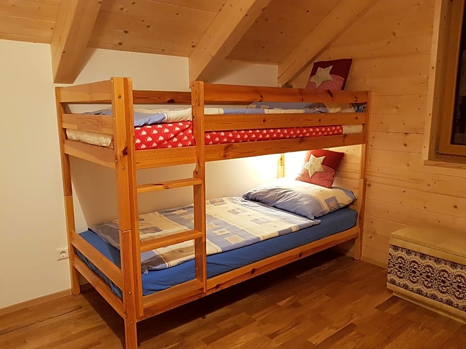 Auszeit Almhaus Schmalzbauer