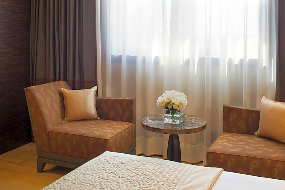 Starhotels Grand Milan