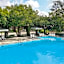 Van Phat Riverside Hotel