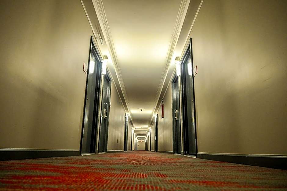 Ramada by Wyndham North Bergen