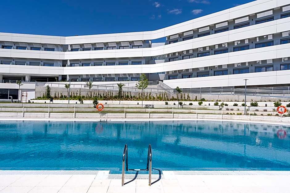 Student Experience Madrid Pozuelo - Luxury Hostel