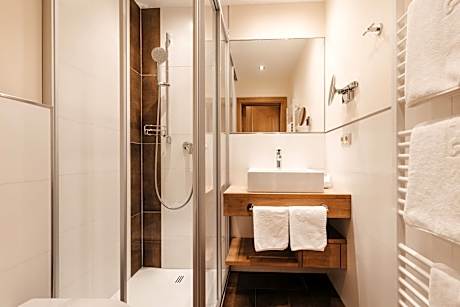 Classic Single Room with Balcony