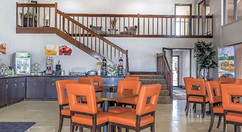 Quality Inn & Suites Stuttgart North