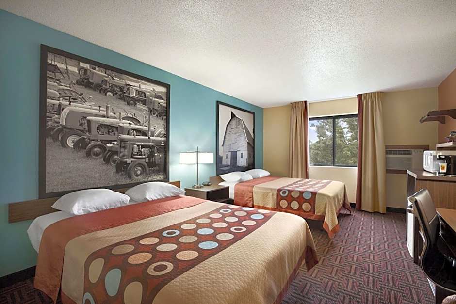 Super 8 by Wyndham Salem