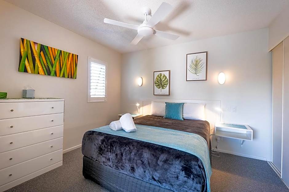 Noosa River Sandy Shores Hotel