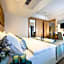 Aurasia Design Hotel