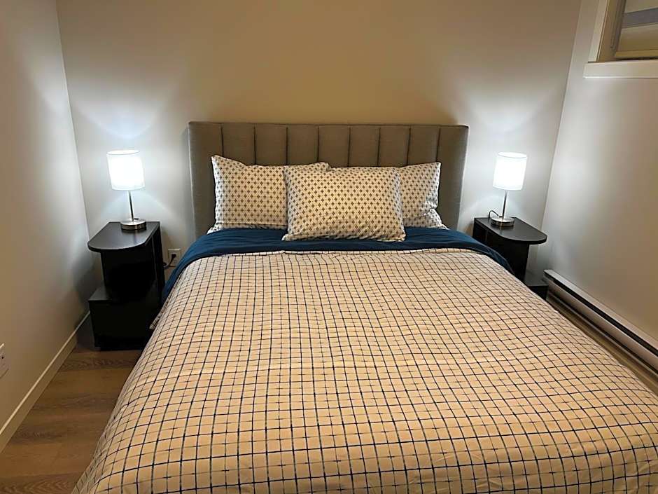 The Haven - cozy 1 bedroom suite in Seton SE Calgary