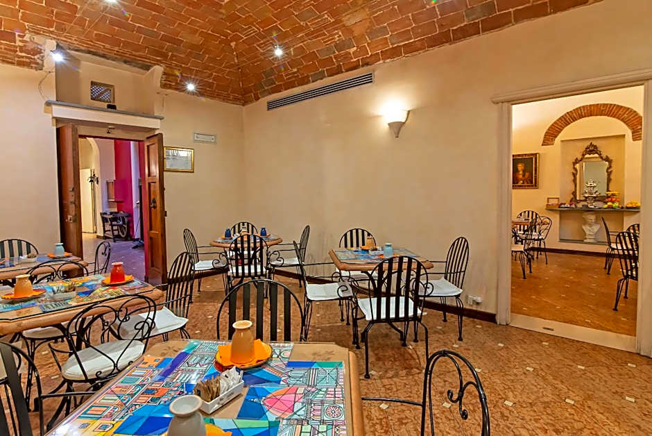 Porta Faenza Hotel
