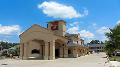 Regency Inn Porter