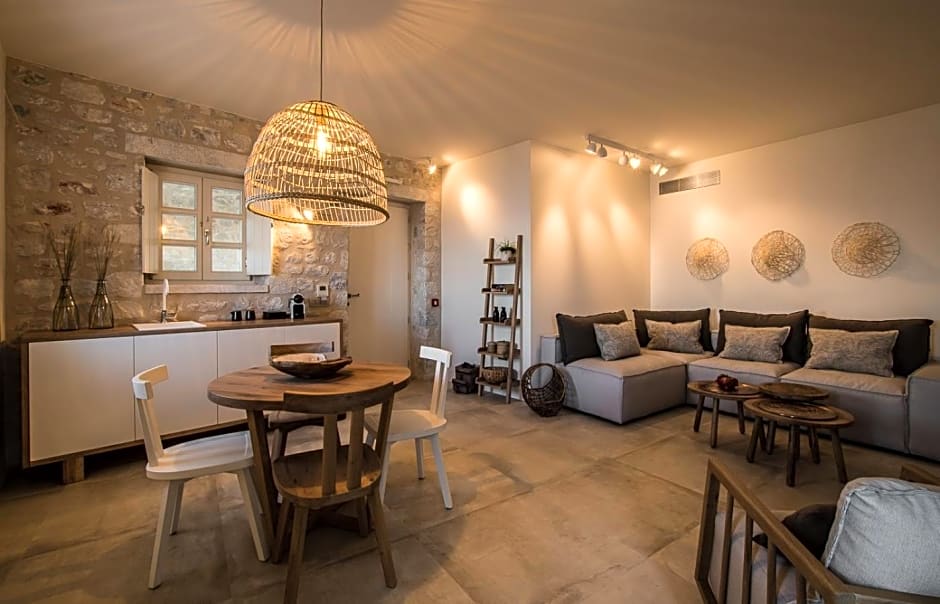 BASSA MAINA Villas & Suites