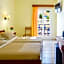 Karidis Hotel