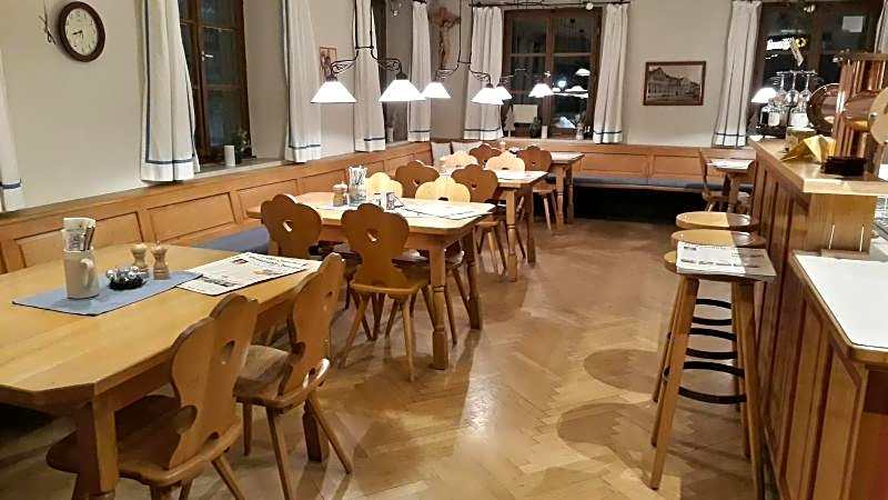 Hotel & Gasthof Zur Post