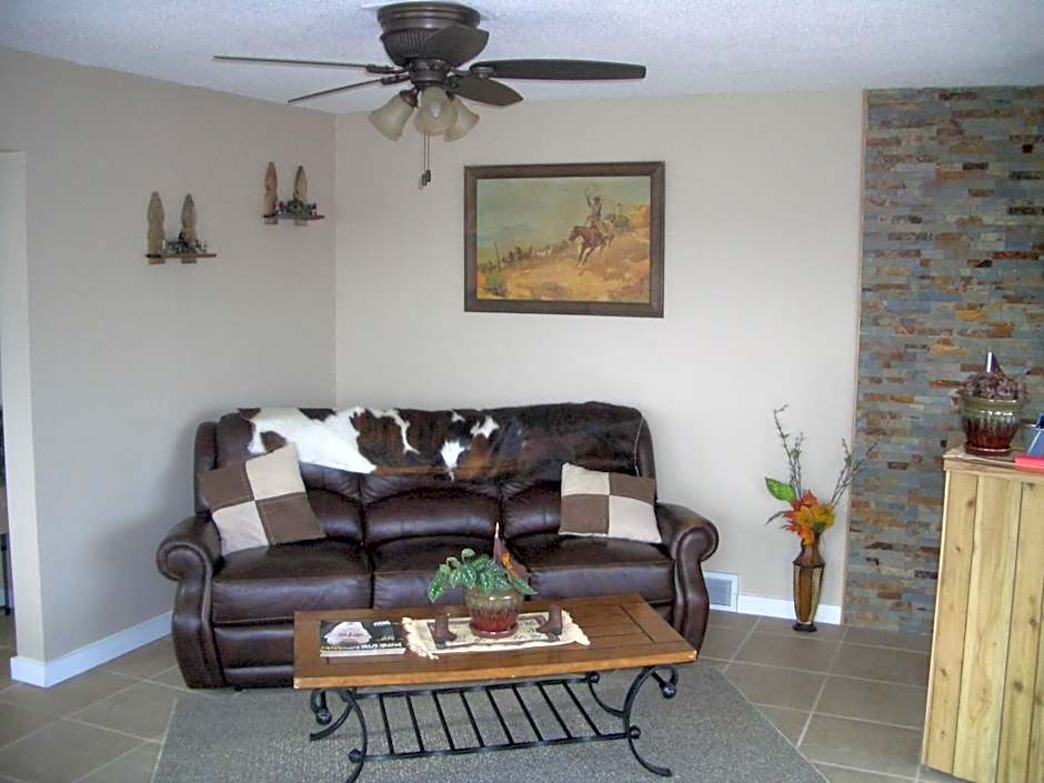 Laramie Valley Inn – Laramie, WY