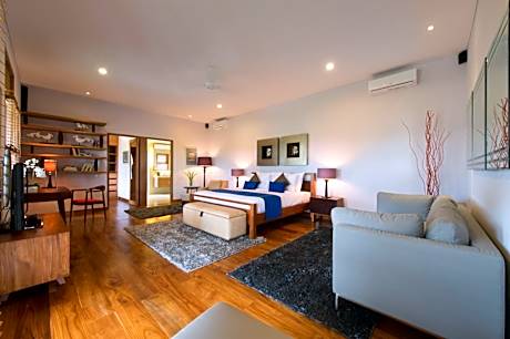 Six-Bedroom Villa with Private Pool