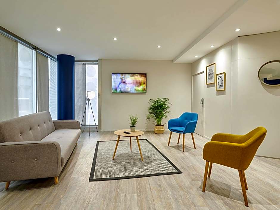 Residence Mercure Paris La Defense Grande Arche