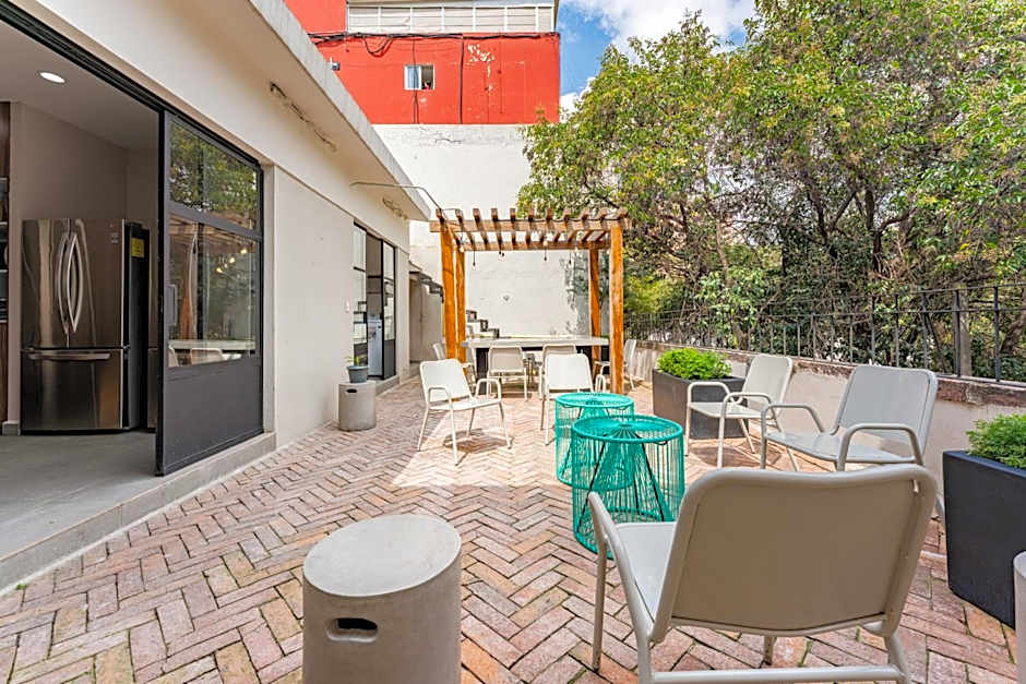 Casa Danubio Reforma by VH