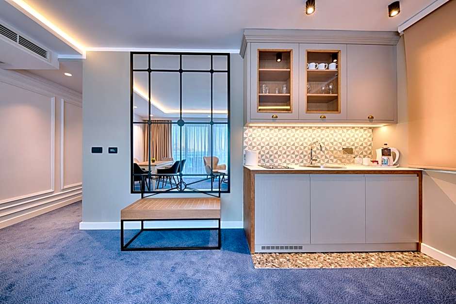 Kalamper Hotel & Spa