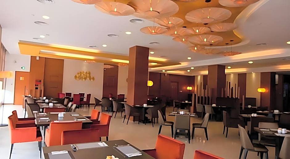 The Waterfront Hotel