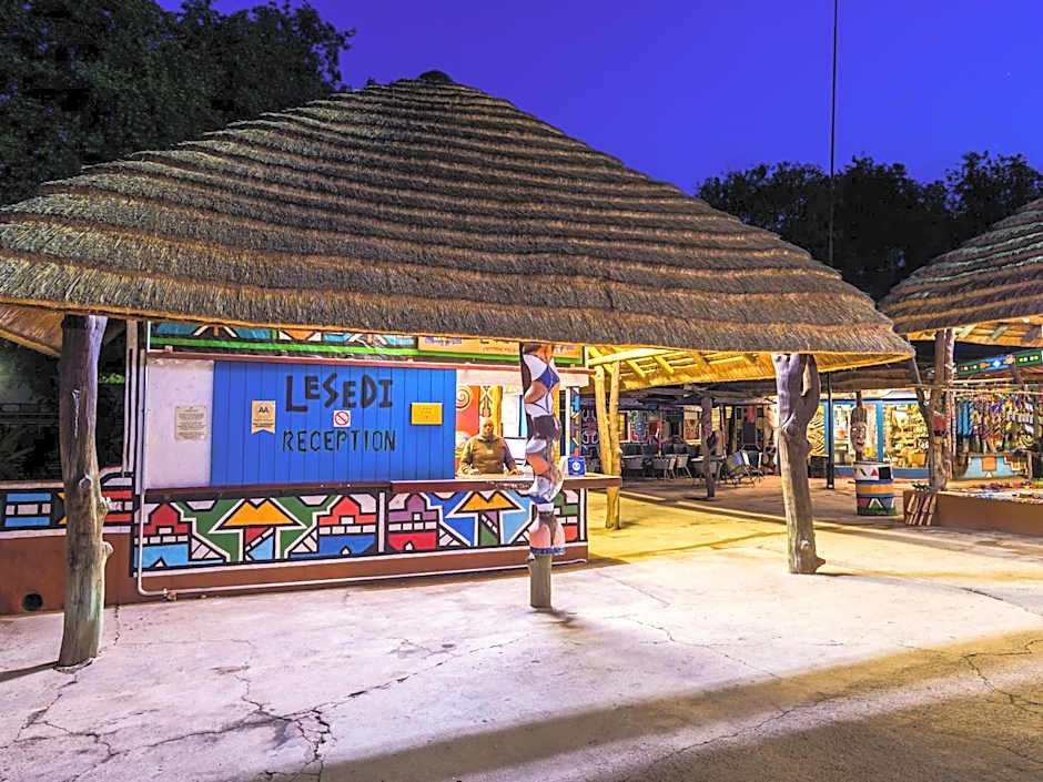 aha Lesedi African Lodge & Cultural Village
