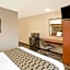 Microtel Inn & Suites by Wyndham Manistee